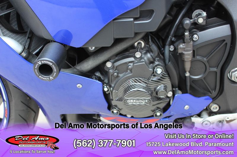 2017 Yamaha YZF R1 Image 12