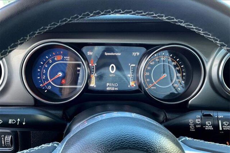 Used 2023 Jeep Wrangler SaharaImage 20