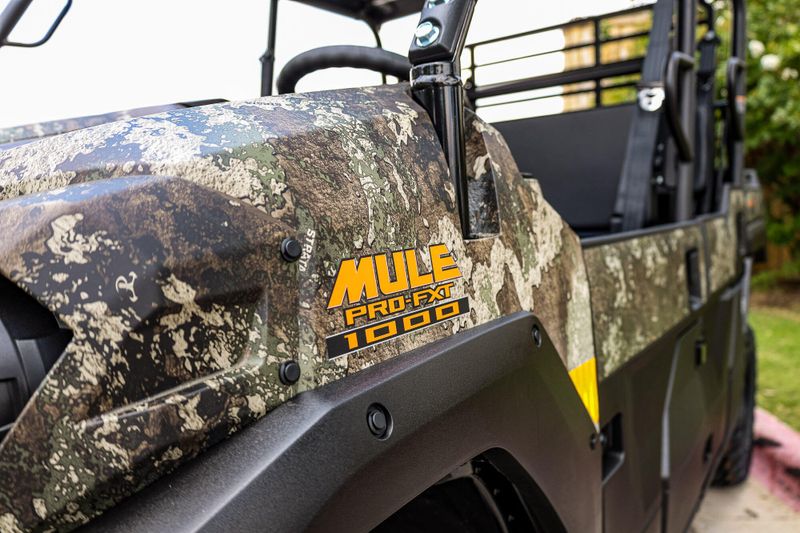 2026 Kawasaki MULE PROFXT 1000 LE CAMO  TRUETIMBER STRATA Image 24