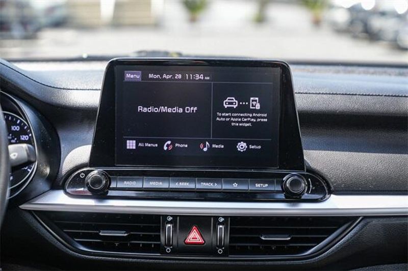 2022 Kia Forte LXSImage 15