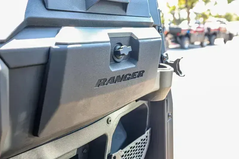 NEW 2025 POLARIS RANGER CREW XP 1000 PREMIUM Image 15
