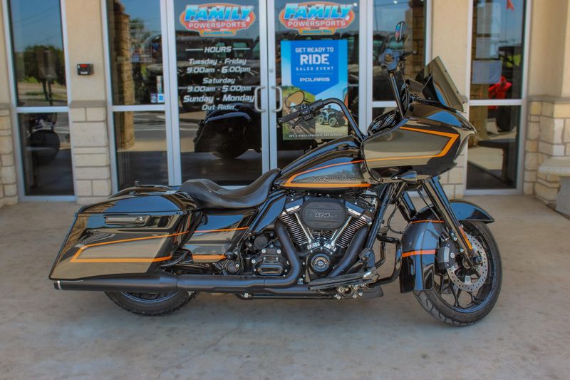 Used 2022 HARLEY ROAD GLIDE SPECIAL Image 1
