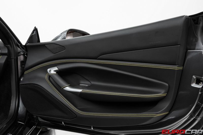 2022 Ferrari F8 Spider *HUGE CARBON OPTIONS * PASSENGER DISPLAY*Image 30