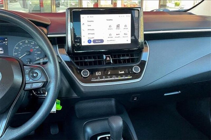 2024 Toyota Corolla LEImage 5
