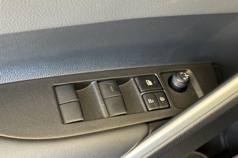 New 2026 Toyota Corolla Cross XLEImage 11
