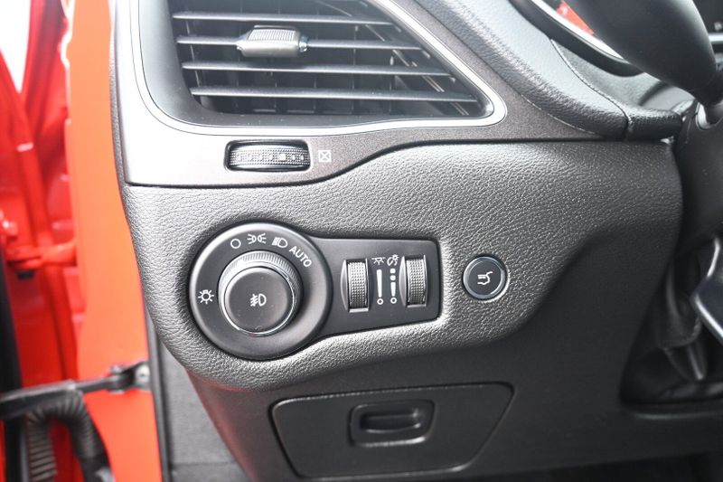 2021 Jeep Cherokee TrailhawkImage 18