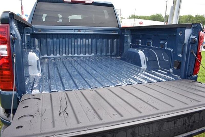2024 Chevrolet Silverado 1500 CustomImage 20