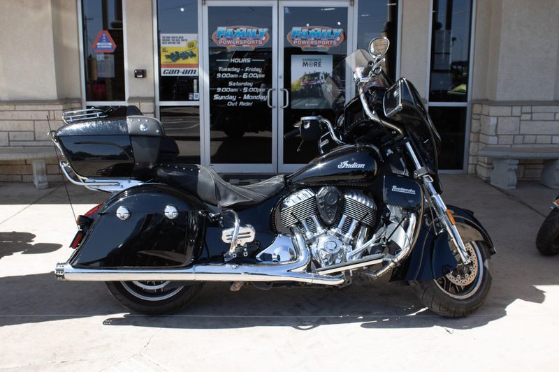 USED 2017 INDIAN MOTORCYCLE ROADMASTER BASE Image 1