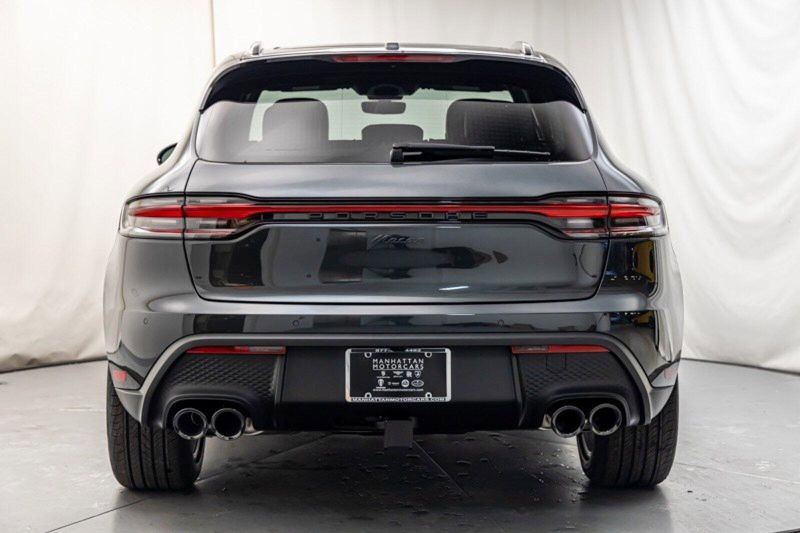 2024 Porsche Macan Image 4