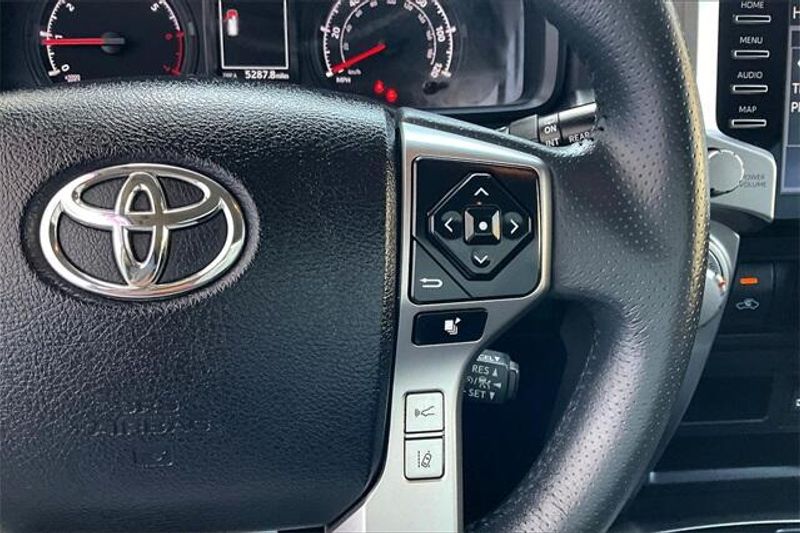 2022 Toyota 4Runner SR5Image 19