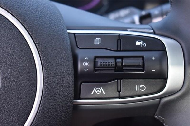 2025 Kia Sportage EXImage 28