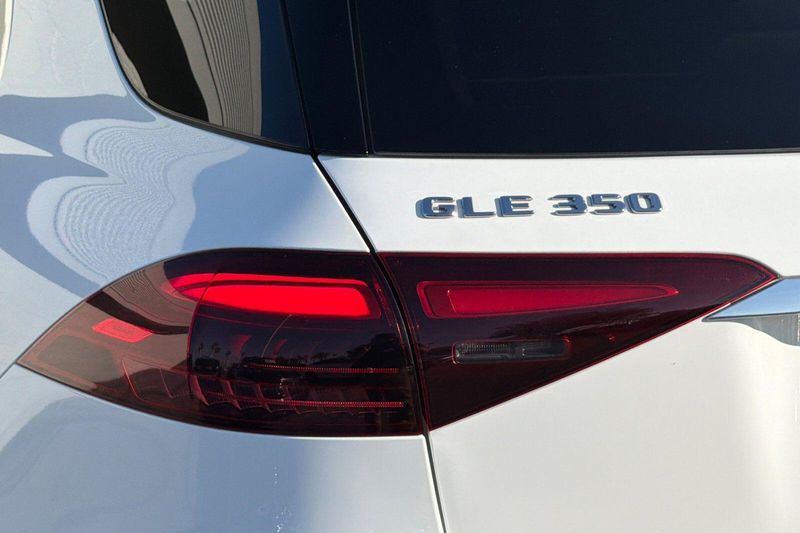 Used 2024 Mercedes-Benz GLE 350Image 35