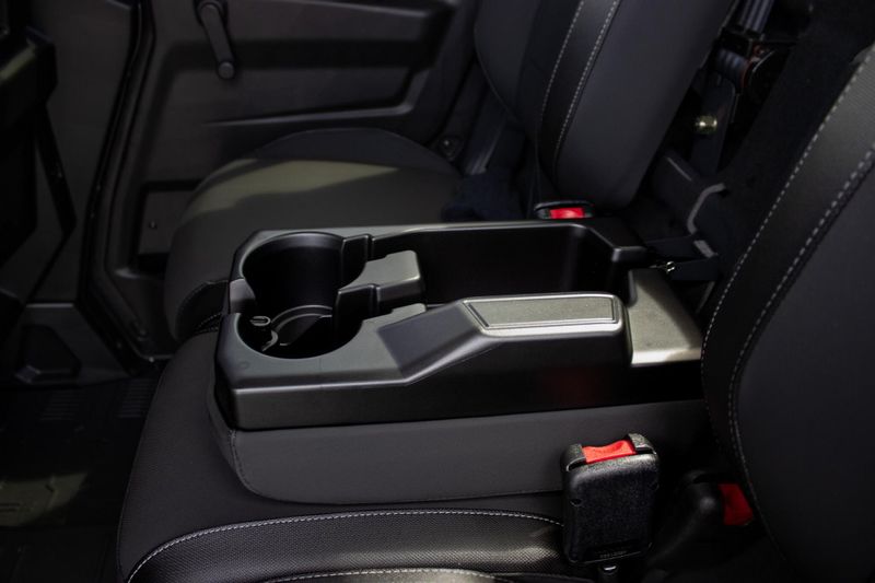 NEW 2026 CAN-AM DEFENDER MAX LIMITED CAB HD11 Image 23