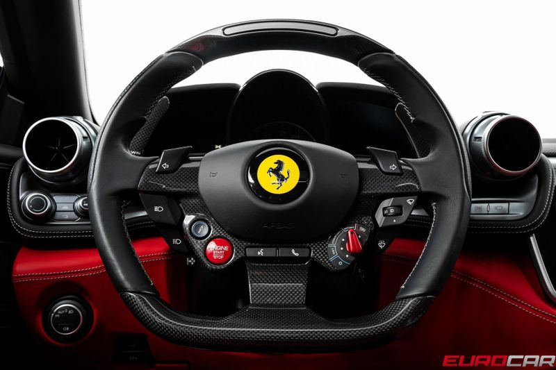 2020 Ferrari GTC4Lusso V12 *PASSENGER DISPLAY * CARBON STEERING WHEEL*Image 29