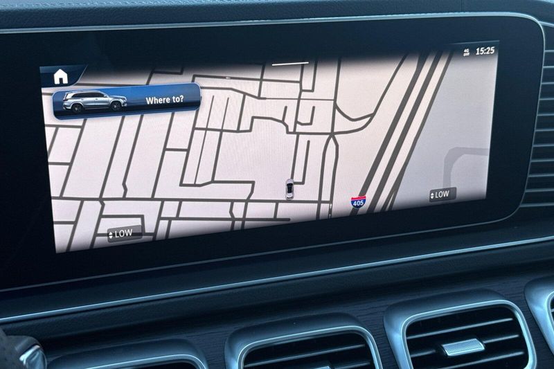 New 2026 Mercedes-Benz GLS 450Image 17
