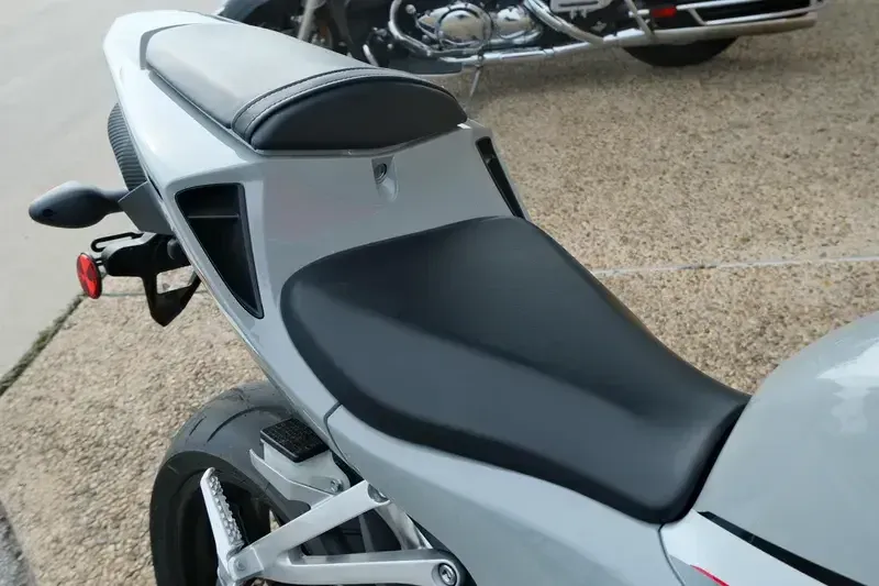 NEW 2026 HONDA CBR600RRT Image 11