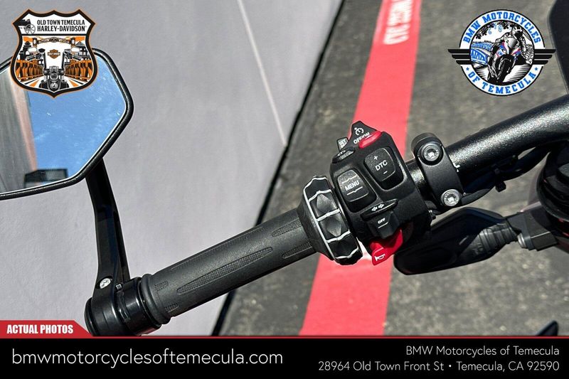 2025 BMW M 1000 RImage 16