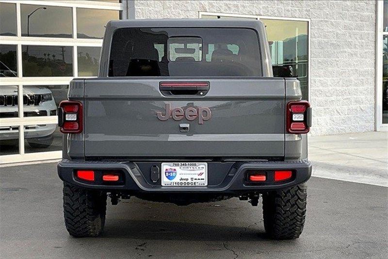 2023 Jeep Gladiator Mojave 4x4Image 3