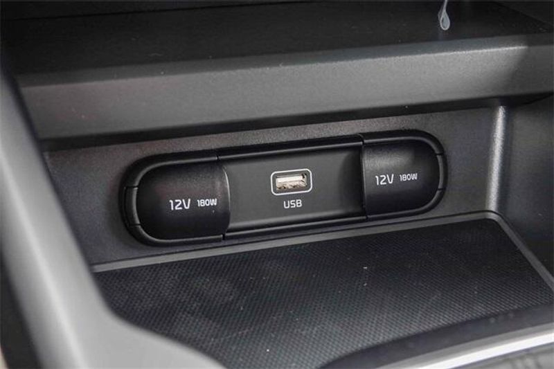 2025 Kia Soul LXImage 23