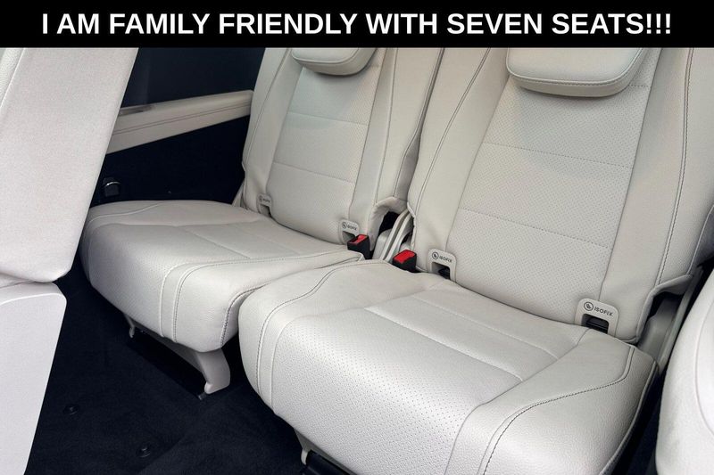 Used 2025 Mercedes-Benz GLS 450Image 17