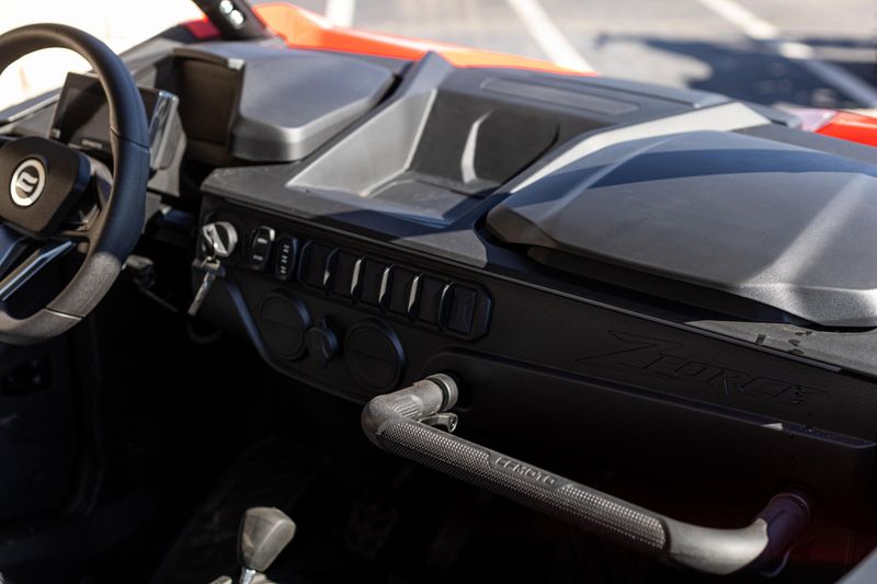 2025 CFMOTO ZFORCE 950 SPORT Image 5