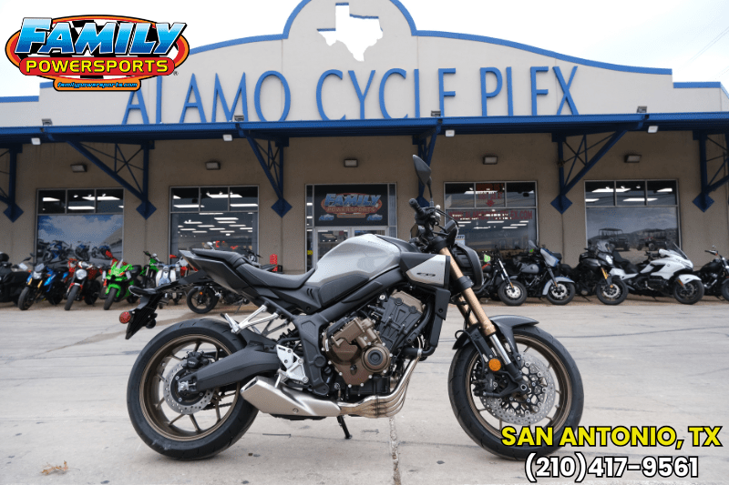 2024 Honda CB650R ABS PEARL SMOKY GRAYImage 1