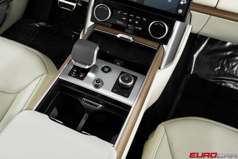 Used 2023 Land Rover Range Rover SE LWB *7-SEATER * PANORAMIC ROOF*Image 30