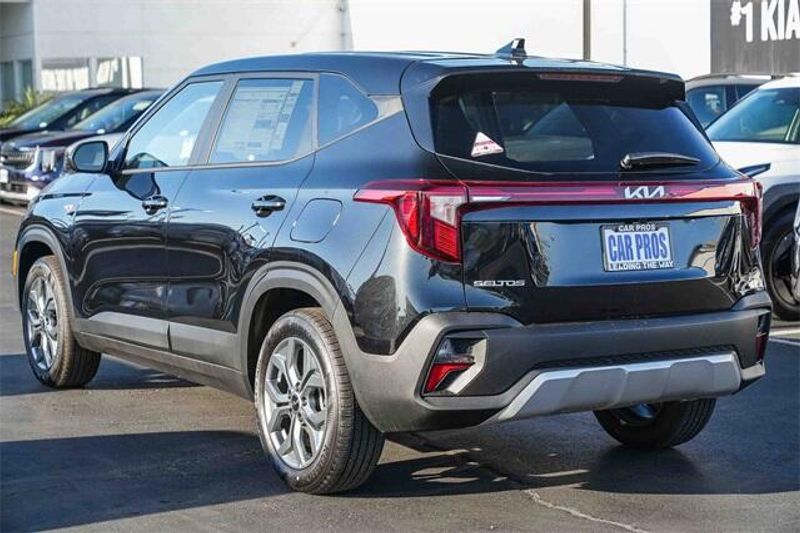 New 2026 Kia Seltos LXImage 13