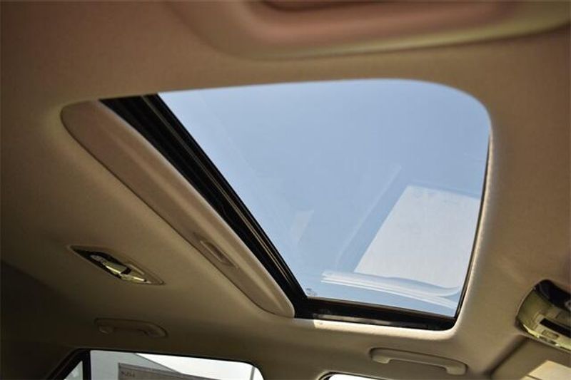New 2025 Kia Niro SXImage 13