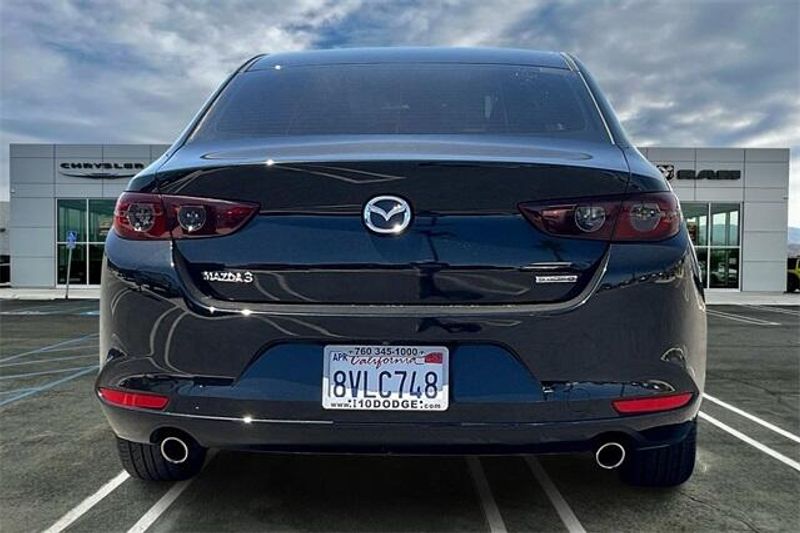 2021 Mazda Mazda3 Sedan SelectImage 3