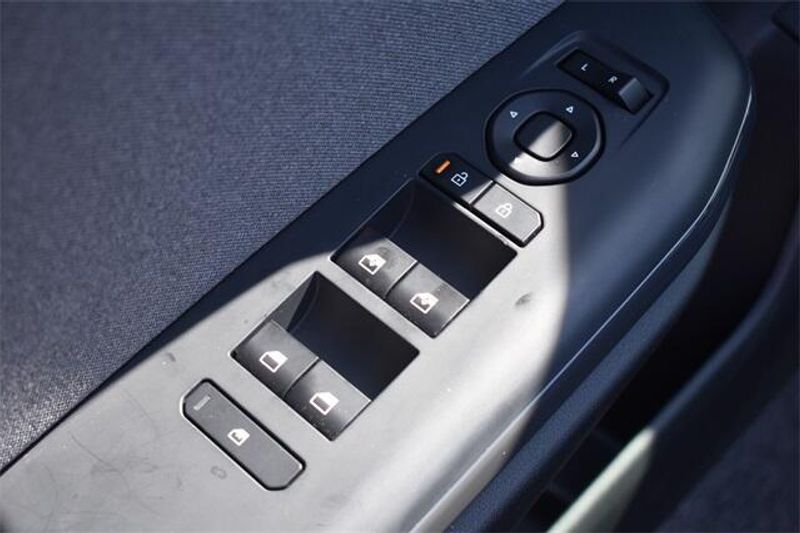 2025 Kia K4 EXImage 17