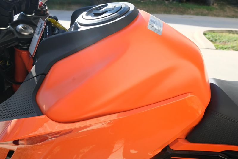 NEW 2025 KTM 390 DUKE Image 10