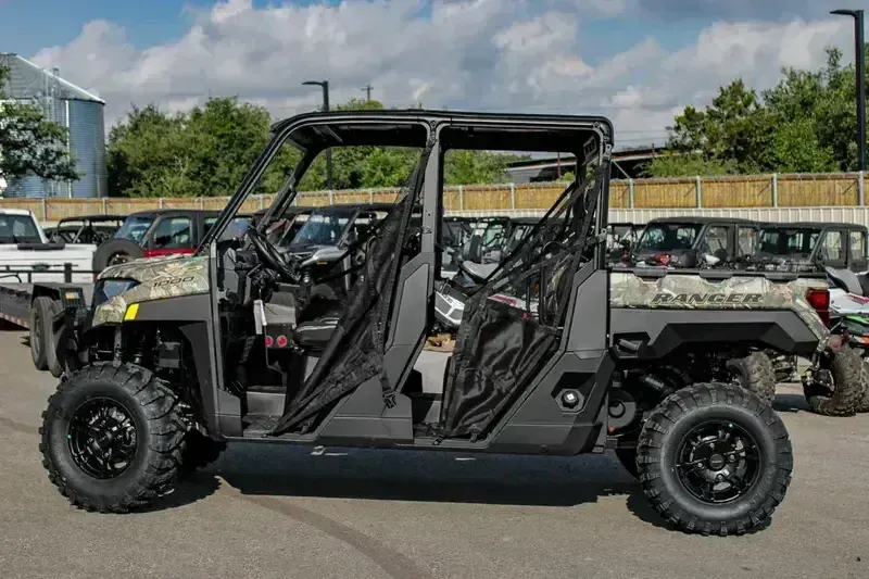 NEW 2026 POLARIS RANGER CREW XP 1000 PREMIUM Image 2