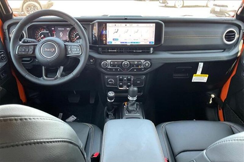 2025 Jeep Gladiator High Tide 4x4Image 4