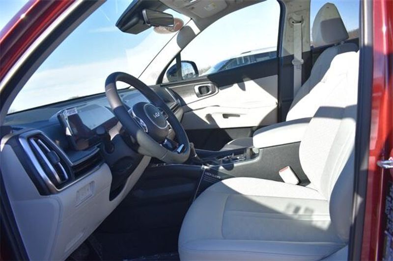 New 2025 Kia Sorento X-Line EXImage 24