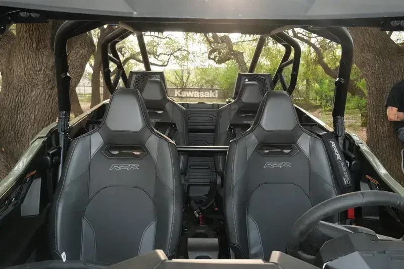 2025 Polaris RZR PRO XP 4 ULTIMATE MOSS GREEN Image 15