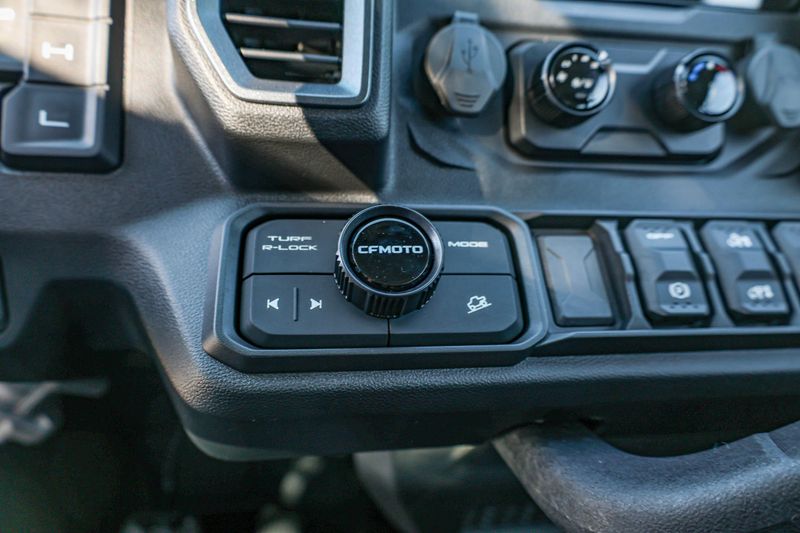 NEW 2026 CFMOTO UFORCE U10 XL PRO HIGHLAND Image 6