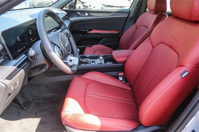 2025 Kia K5 GT-LineImage 10
