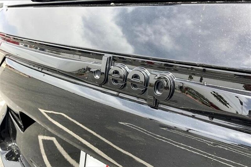 2023 Jeep Grand Cherokee AltitudeImage 31