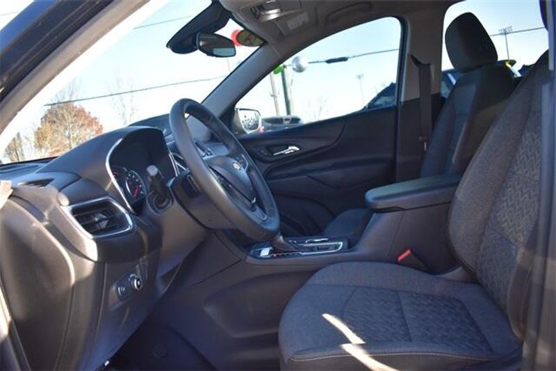 Used 2024 Chevrolet Equinox LTImage 26