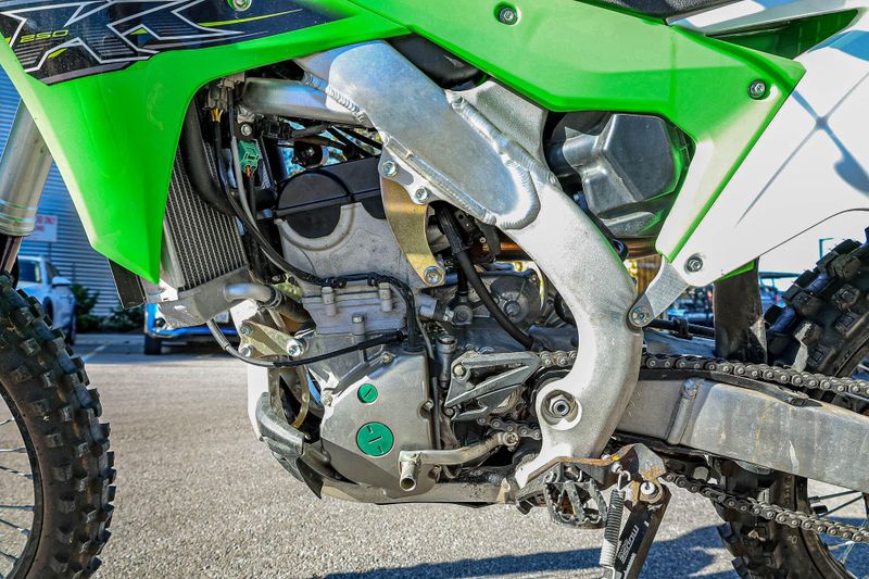 2019 Kawasaki KX 250Image 13