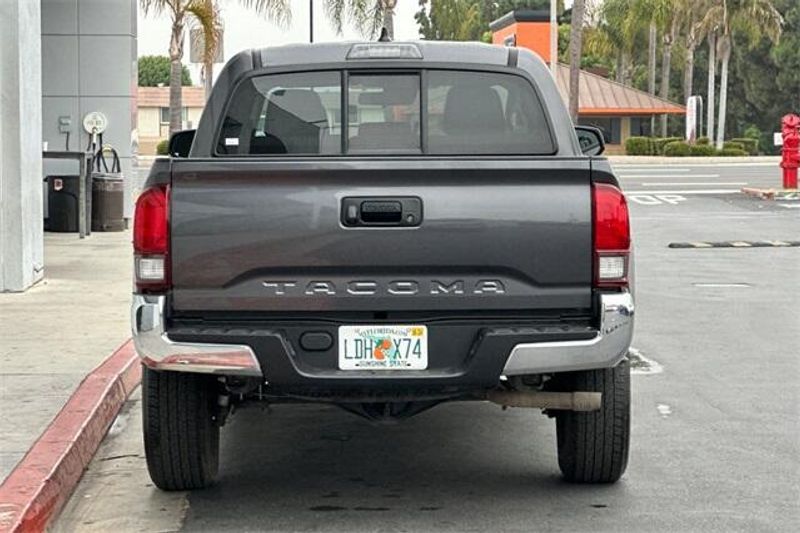 Used 2023 Toyota Tacoma Image 5