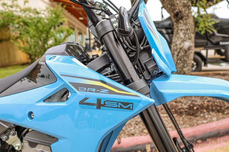 USED 2025 SUZUKI DR-Z4SM Image 4