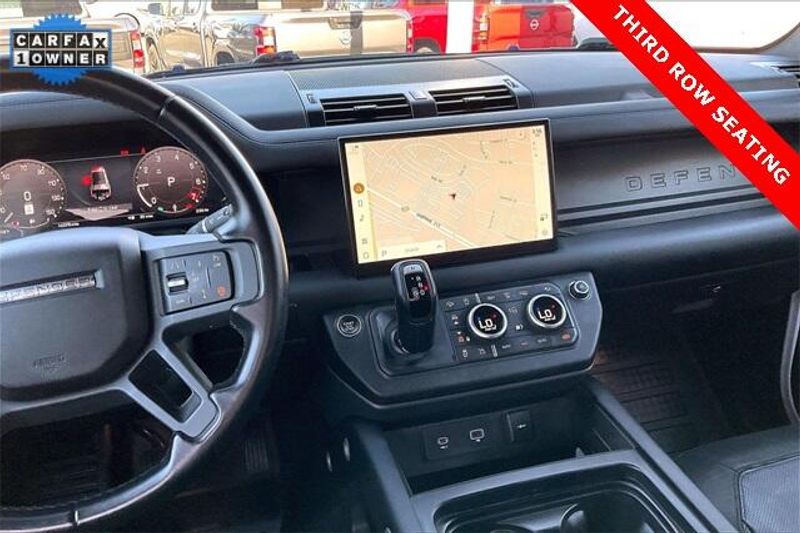 Used 2024 Land Rover Defender X-Dynamic SEImage 5