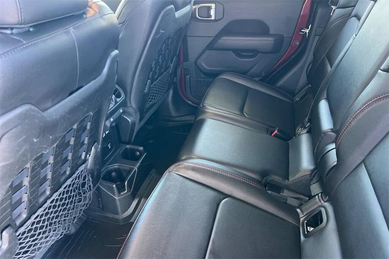 2021 Jeep Gladiator Rubicon photo 12