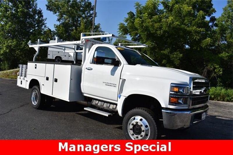 2023 Chevrolet Silverado 5500HD Work Truck in a Summit White exterior color and Dark Ash Seats With Jet Black Interior Accentsinterior. Raymond Auto Group 888-703-9950 raymonddeals.com 