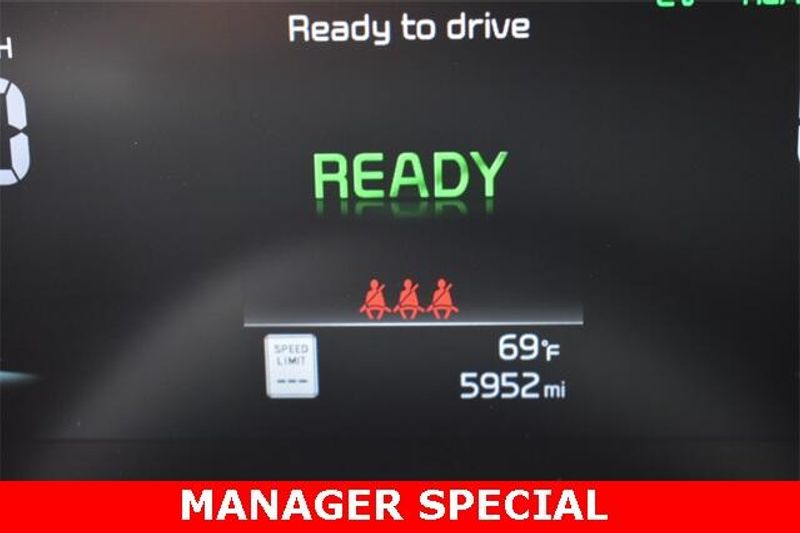 New 2025 Kia Niro LXImage 25