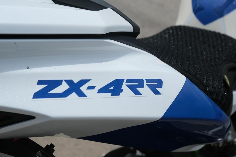 USED 2024 KAWASAKI NINJA ZX4RR ABS Image 17
