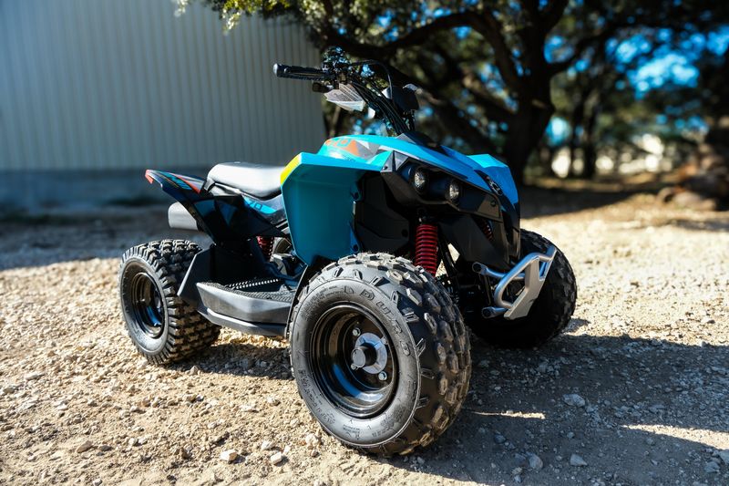 2025 Can-Am RENEGADE 70 EFI ICEBERG BLUE AND BLACKImage 9