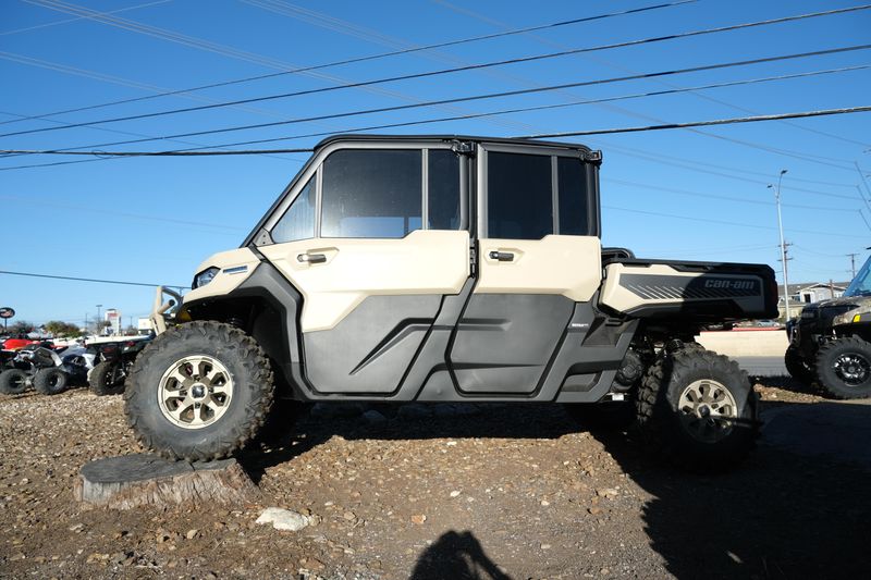 2025 Can-Am DEFENDER MAX LIMITED CAB HD10 DESERT TAN AND STEALTH BLACKImage 13